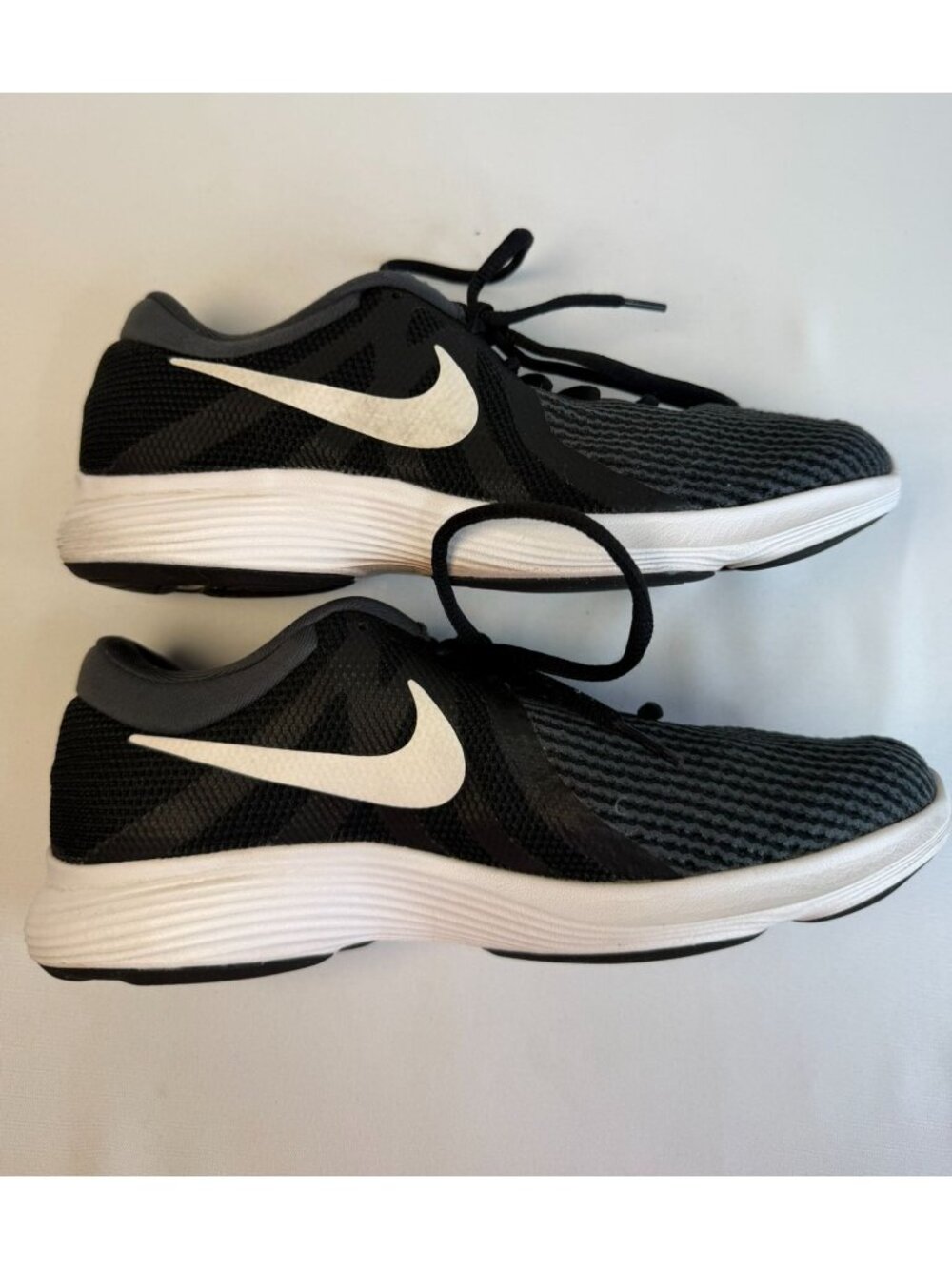 Nike Revolution 4 Sneakers Women's Size 9W Black/White Running Athletic Shoes - Picture 7 of 15